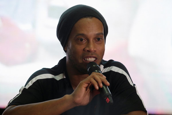 Ronaldinho could play for Chapecoense