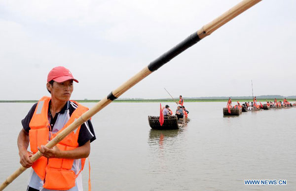 Chagan Lake receives tourism peak in summer