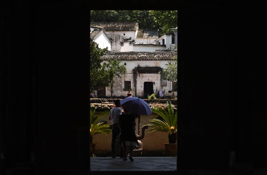 Tourists visit Zhuge village in Zhejiang