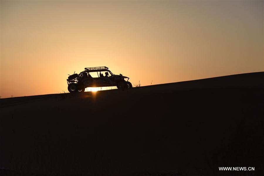 Desert scenic area in Ordos of N China's Inner Mongolia