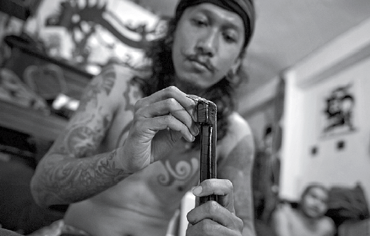 Indonesian tattooists revive tribal traditions