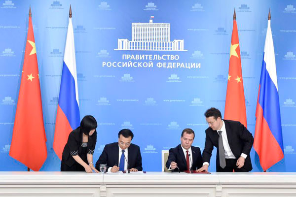 China, Russia sign deals on energy, high-speed railways