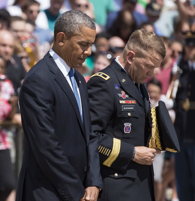 Obama pays Memorial Day tribute