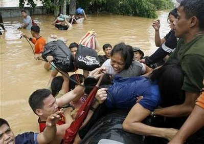 Philippines braces for new storm as toll hits 246