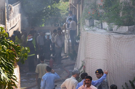 Suicide bomber kills 5 at UN office