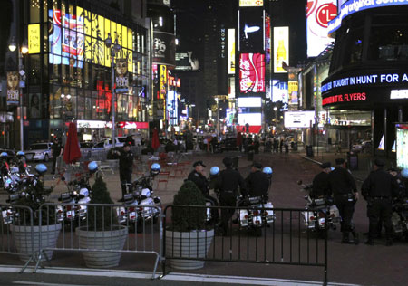 Police defuse car bomb in NY's Times Sq.