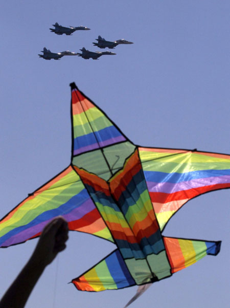 Su-27 jets fly at airshow