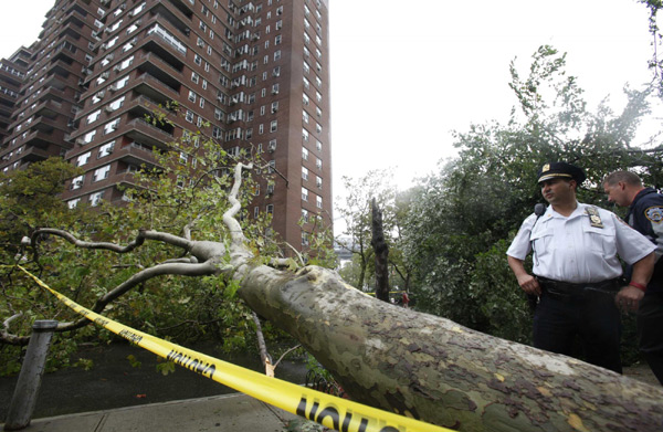 Obama says Irene remains dangerous