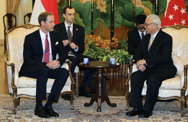 Prince William, Kate arrive in Singapore