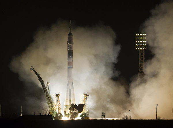 Russia launches manned spacecraft to ISS