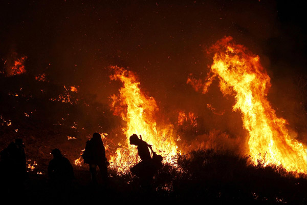 S. California wildfire 60% contained