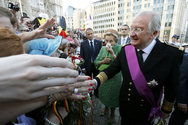 Belgium's King Albert makes way for son Philippe