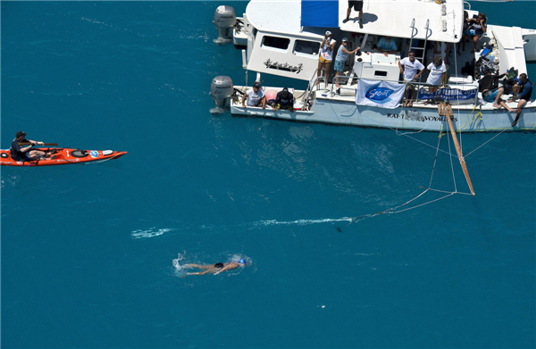 Woman, 64, sets record with Cuba-to-Florida swim