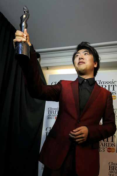 Lang Lang: First Chinese winner of Classic Brits Award