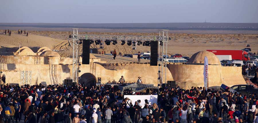 Electronic Music Festival on Star Wars set