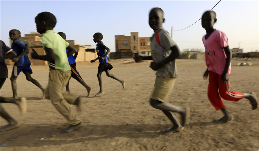 S Sudanese children benefit from soccer program