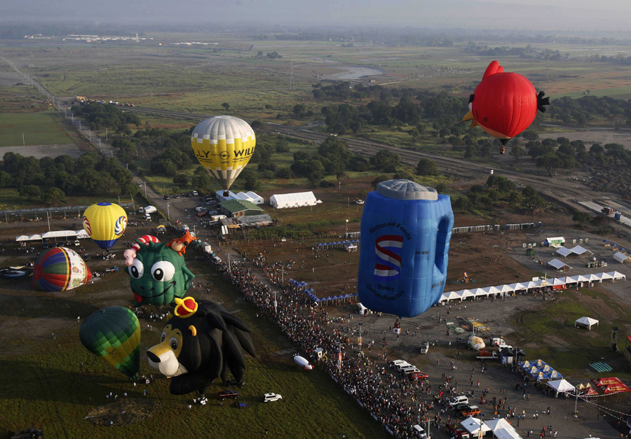 Somewhere over the rainbow, angry birds fly