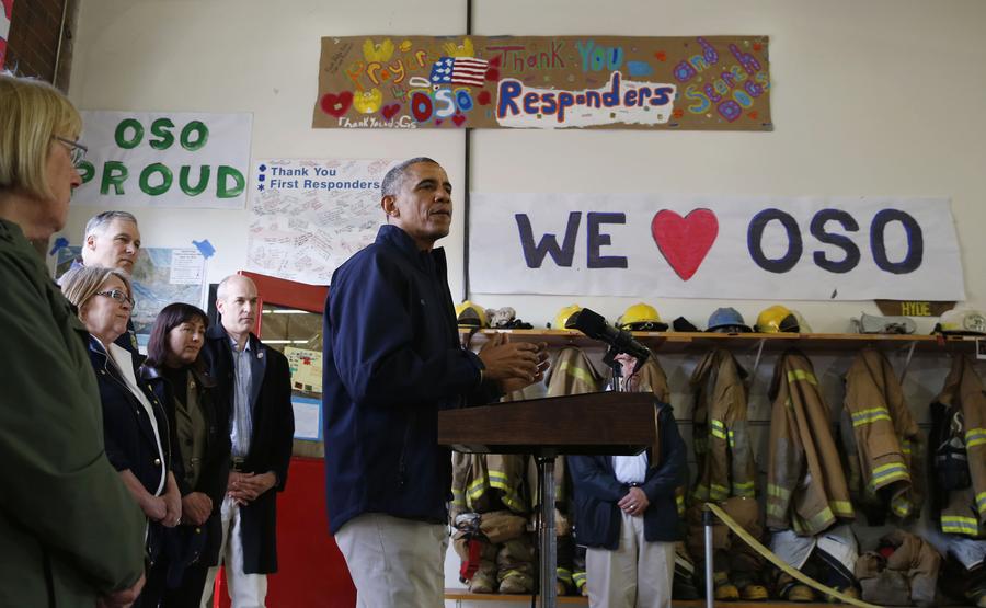 Obama visits mudslide-hit Washington town