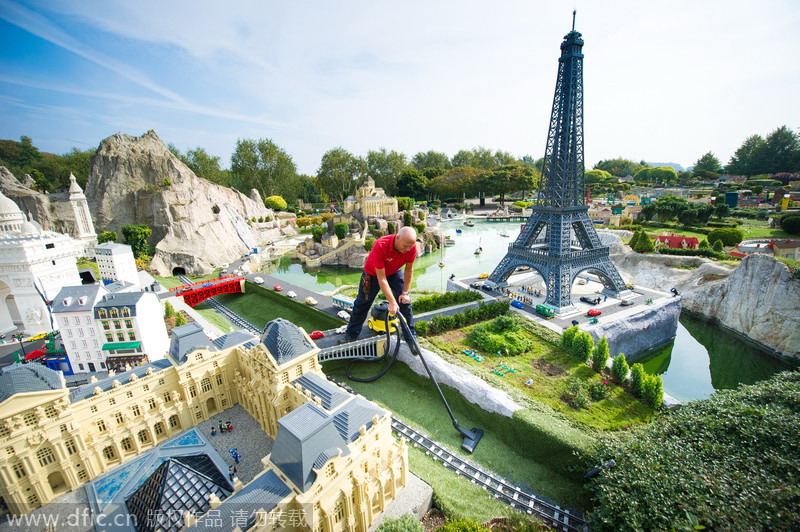 Shower time for Legoland