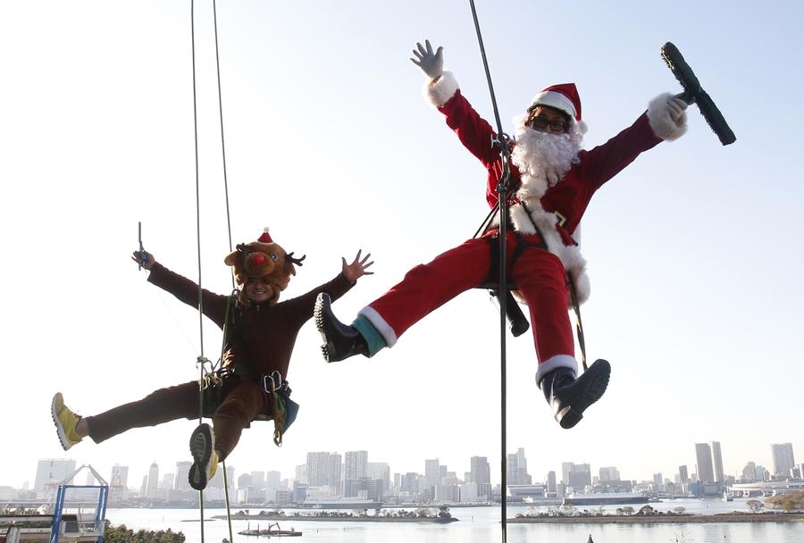 Riding with Santa Claus around the world