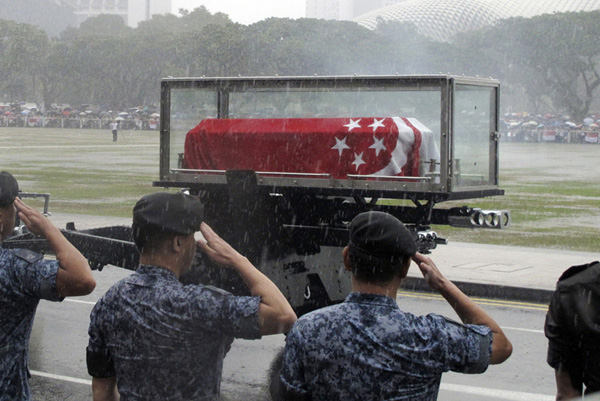 Singapore bids farewell to Lee Kuan Yew in elaborate funeral