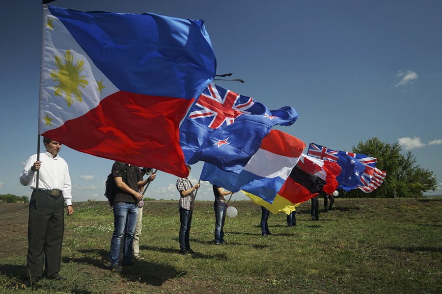 One year on, cause of MH17 crash remains unknown