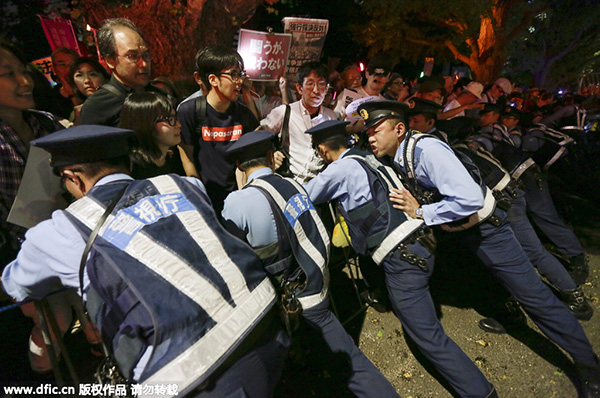 45,000 Japanese protestors rally against Abe's security bills