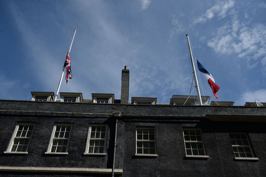 Shoulder to shoulder with France