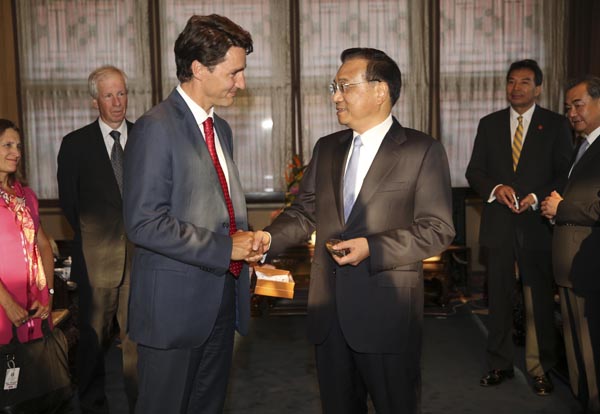 Premier Li welcomes Canadian Prime Minister in Forbidden City