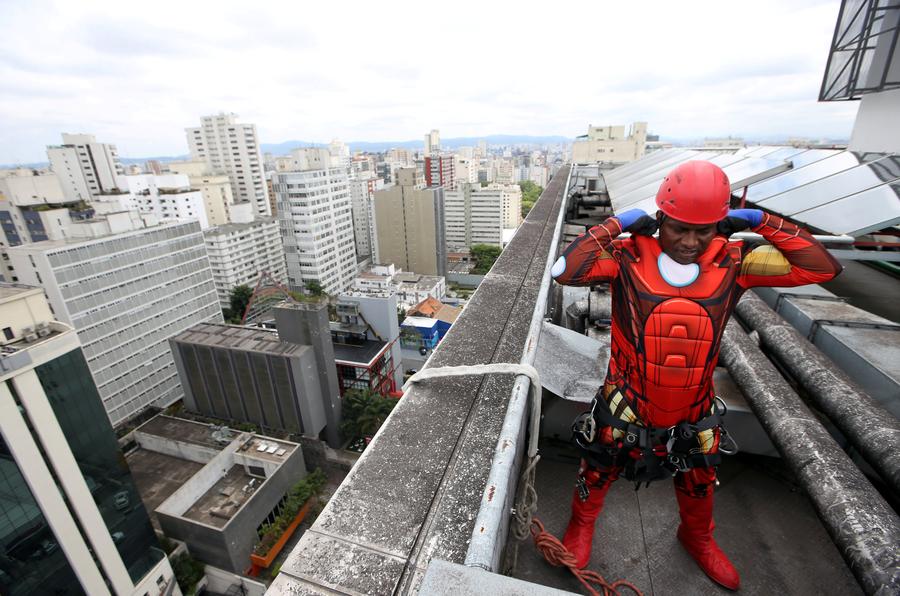 Superheroes cheer up sick children in Sao Paulo