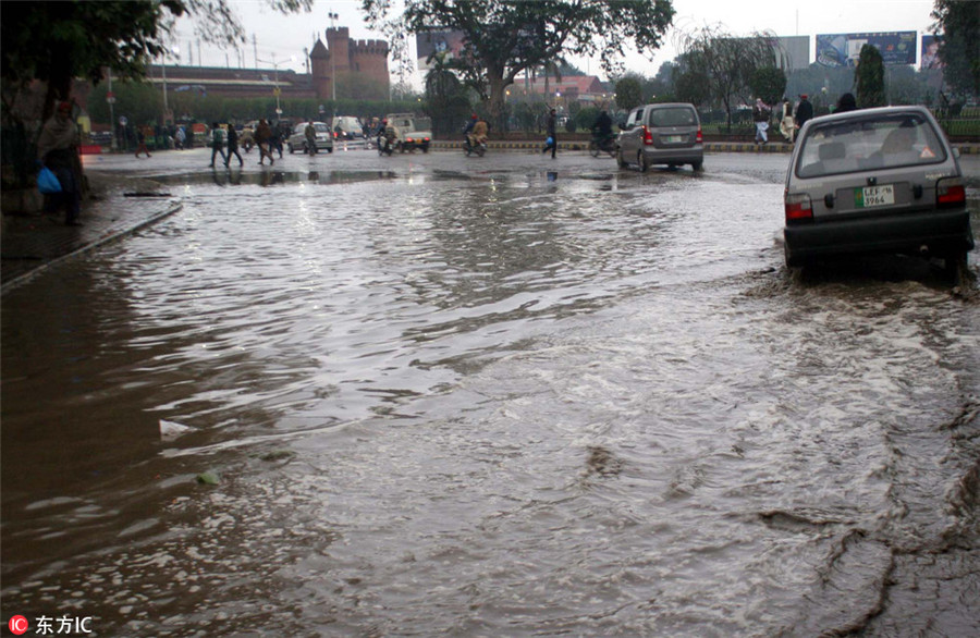 18 killed in rain-triggered accidents in Pakistan