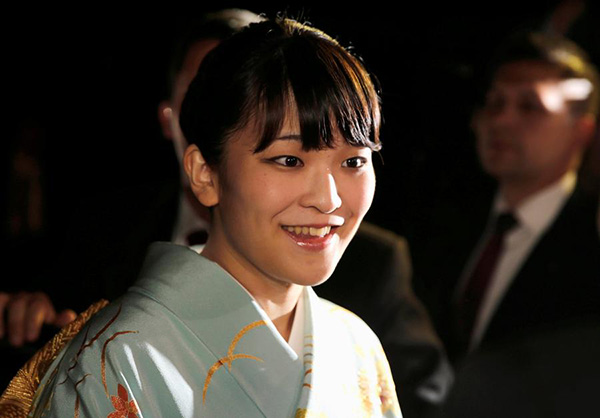 Princess Mako's choice of commoner sparks debate