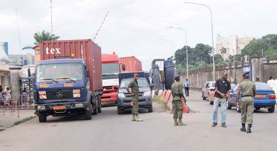 Unclogging Douala