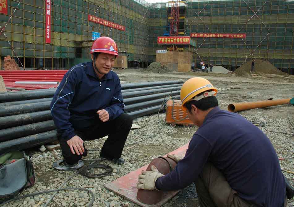 福建援建者孫建平：參與災(zāi)后家園重建是人生最大經(jīng)歷