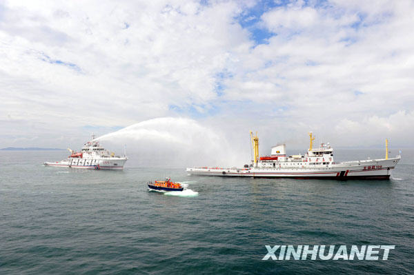 北海海域國防動員海上搜救演練在煙臺舉行[組圖]